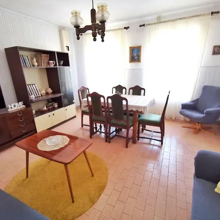 Ferienhaus House For Vacation *