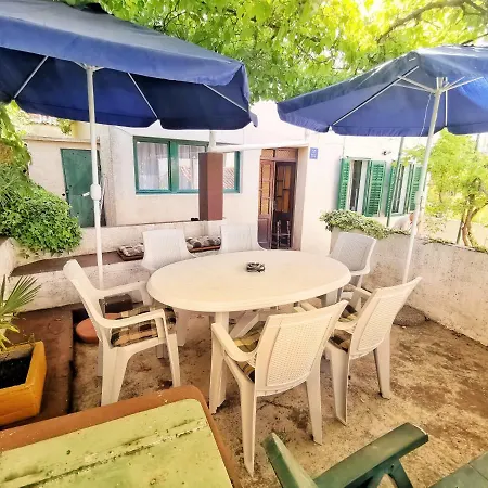 House For Vacation * Preko